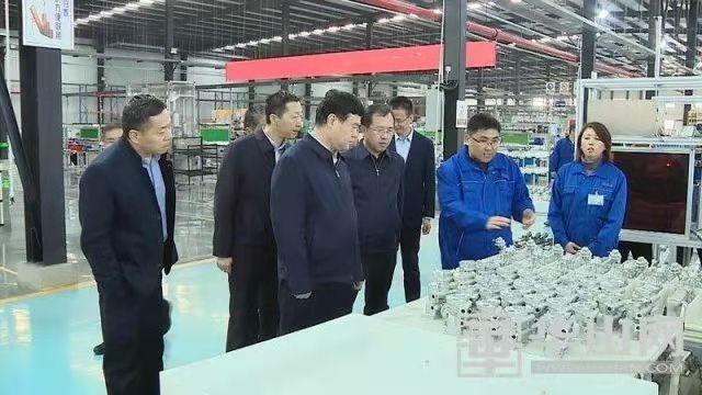 渭南市委书记魏建峰莅临渭南28圈官方网站产业园调研并指导工作